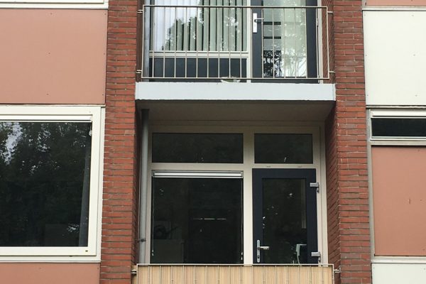 12-timmerfabriek-deur