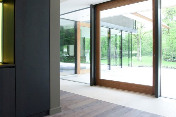 Electrische schuifdeuren van eiken 1