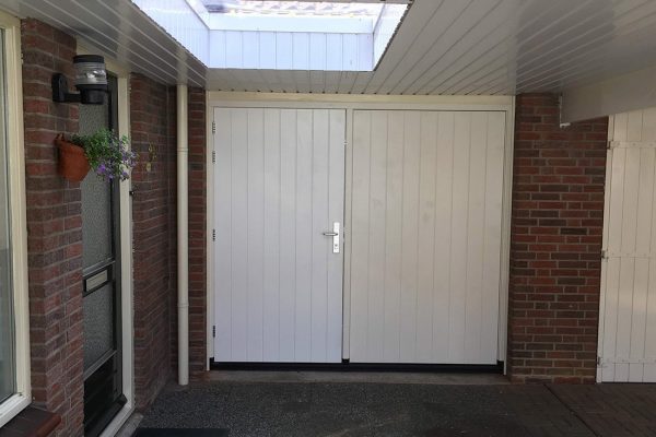 Garagedeur Roelofswaard