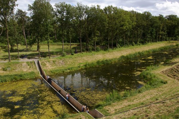 Moses bridge